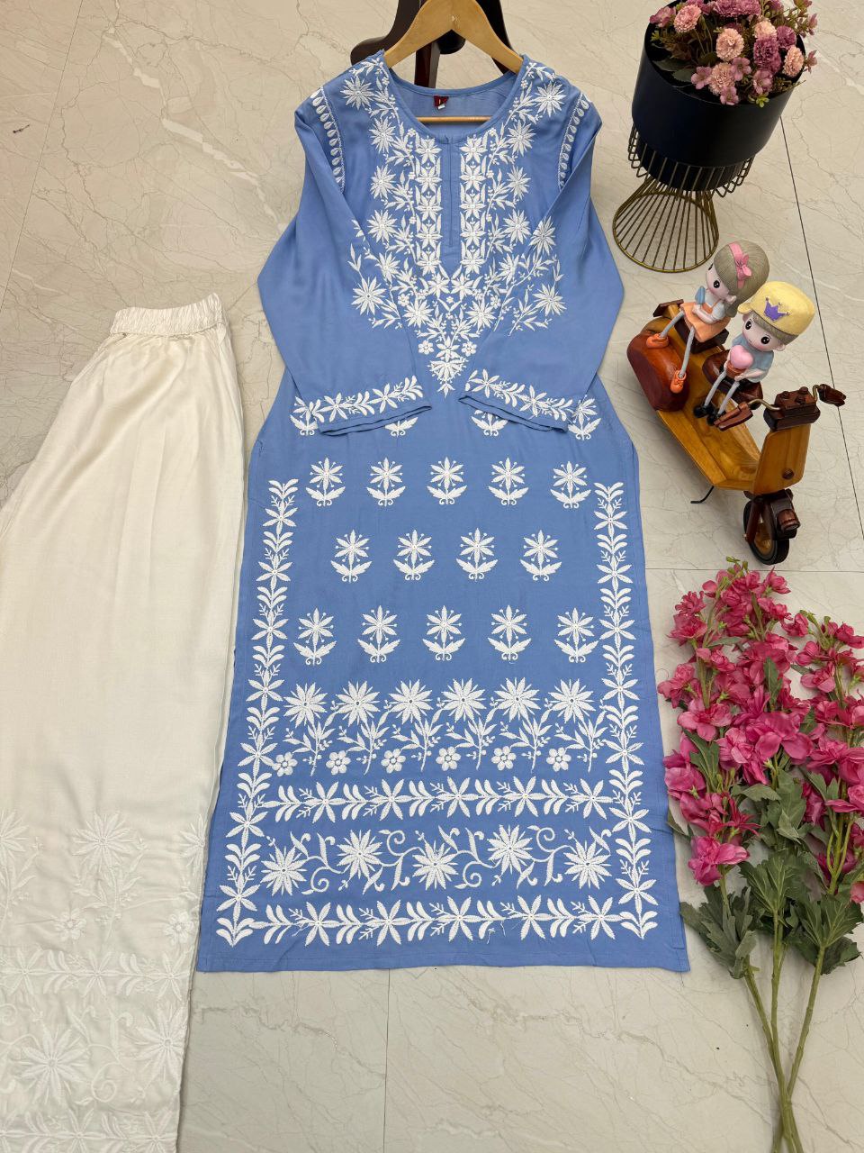 this ­­­­kurti product available in Fancy Rayon cotton fabric 