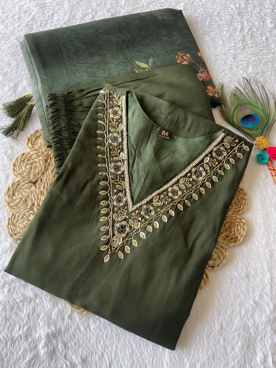  this ­­­­kurti product available in Fancy Premium Roman Silk fabric  with chanderi fabric Dupatta