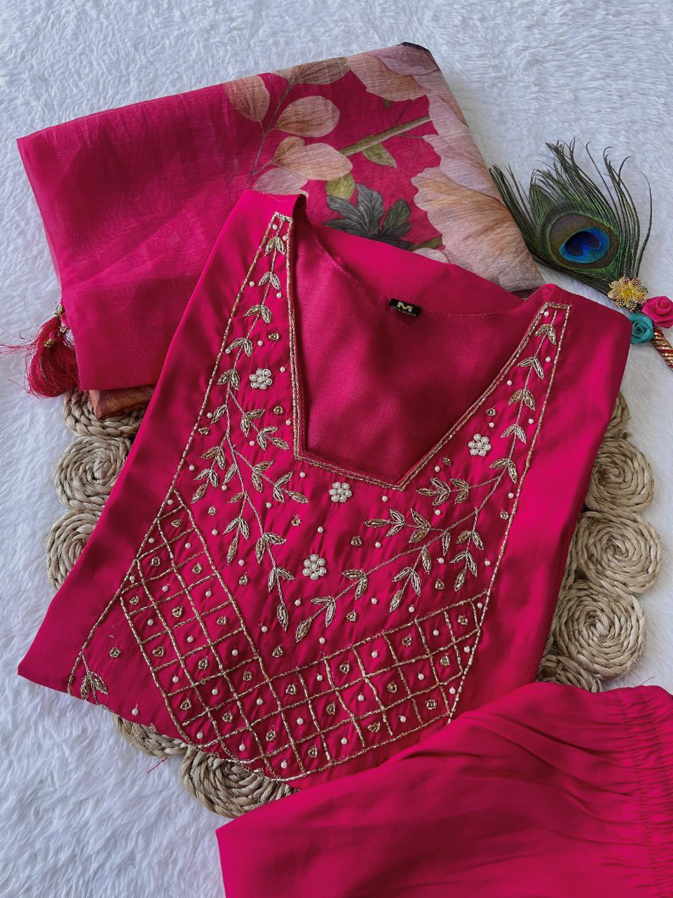  this ­­­­kurti product available in Fancy Premium Roman Silk fabric  amazing work design