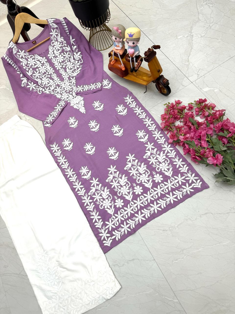 this ­­­­kurti product available in Fancy Rayon Cotton fabric with chikan kari work