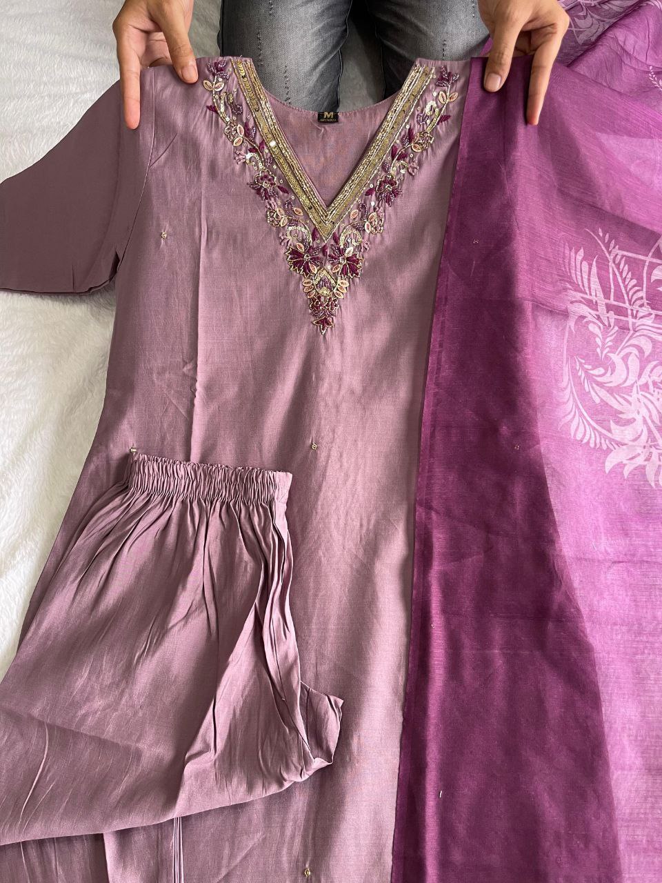 this ­­­­kurti product available in Fancy Premium Roman Silk fabric with avilable all sizes